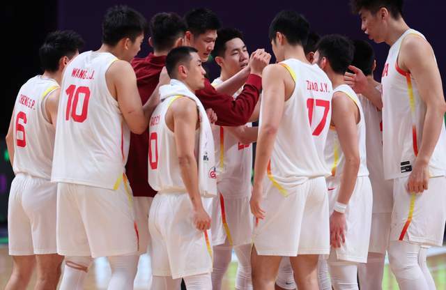 PG电子app下载-中国男篮世预赛12人名单预测！广东三将或被淘汰，郭士强面临抉择